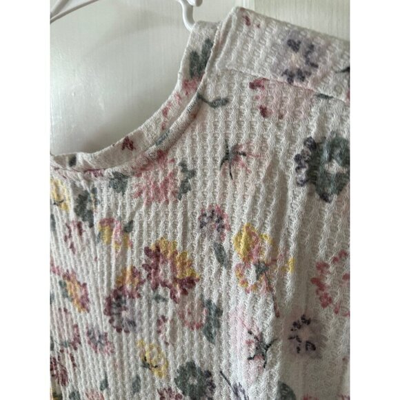 Lane Bryant women’s size 18/20 floral shirt - Picture 7 of 7